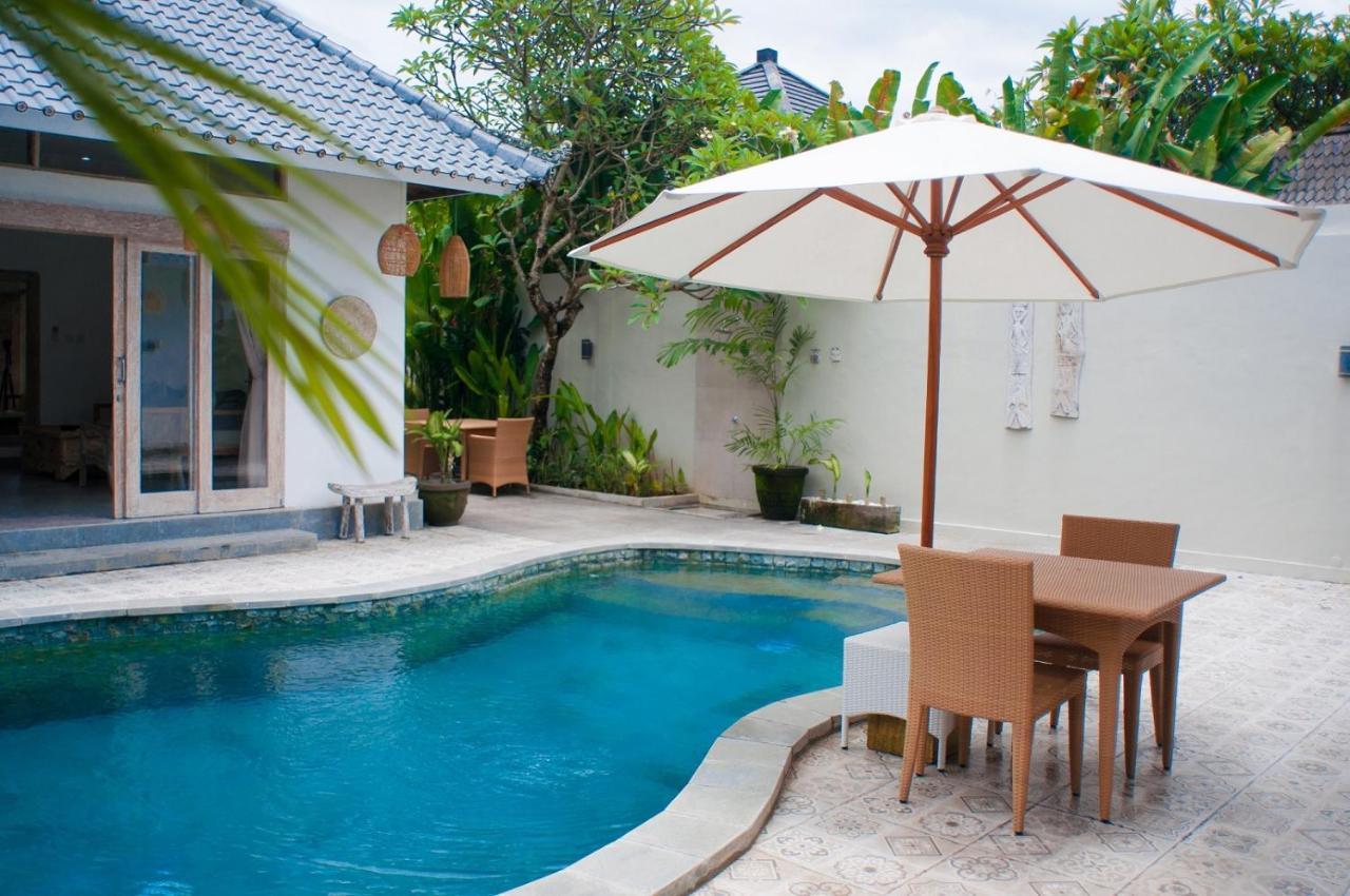 Ambermoon Villas Семиняк Екстериор снимка