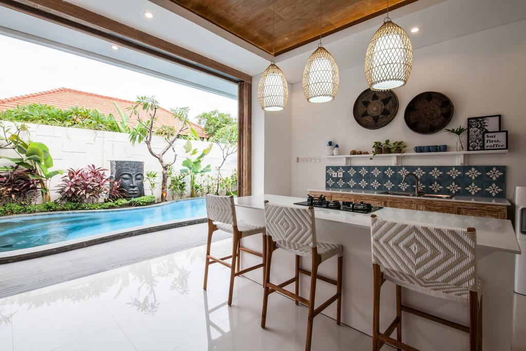 Ambermoon Villas Семиняк Екстериор снимка