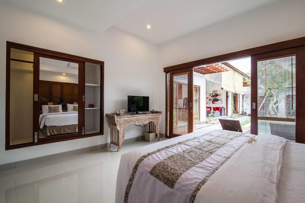 Ambermoon Villas Семиняк Екстериор снимка