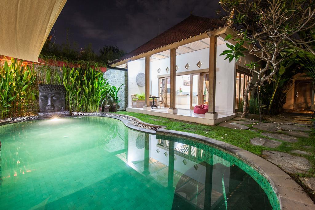 Ambermoon Villas Семиняк Екстериор снимка