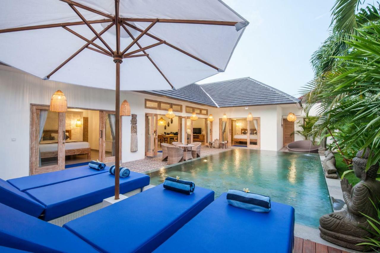 Ambermoon Villas Семиняк Екстериор снимка