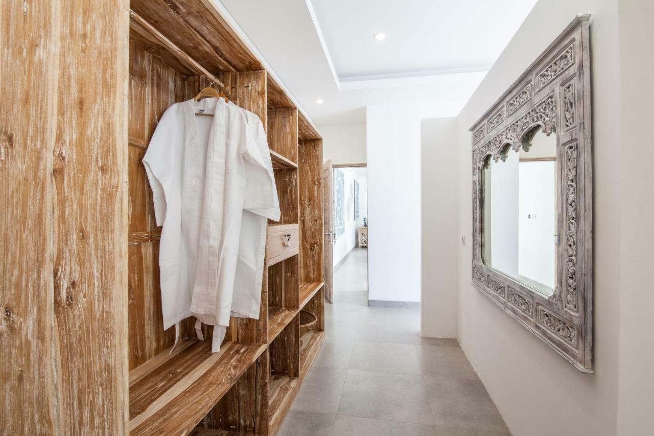 Ambermoon Villas Семиняк Екстериор снимка