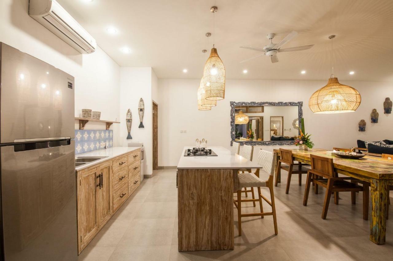 Ambermoon Villas Семиняк Екстериор снимка