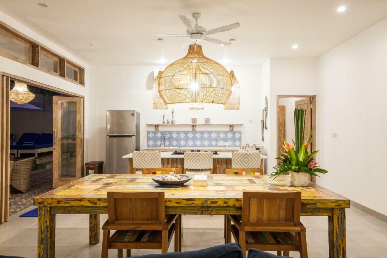 Ambermoon Villas Семиняк Екстериор снимка